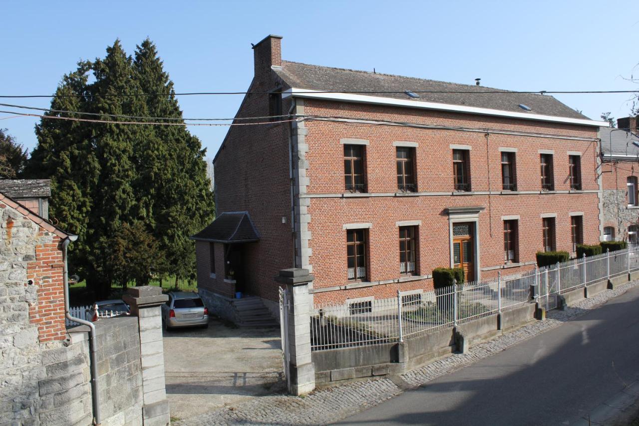 Au Crapaud Charmant Merbes-le-Château Exterior photo